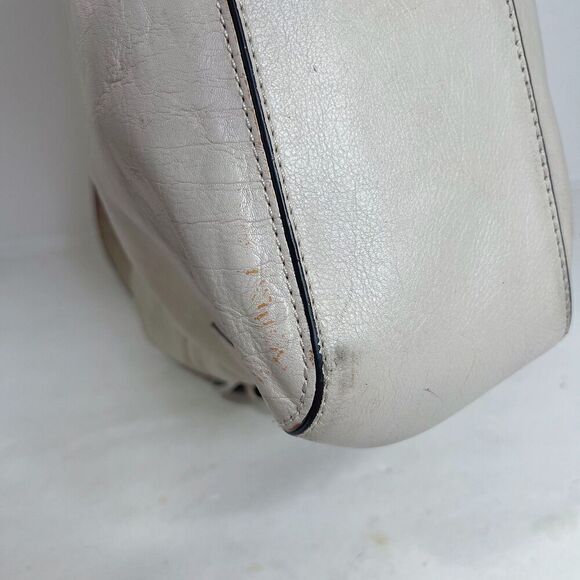 Michael Kors Brookville Cream Hobo Bag Leather Shoulder Bag Purse - Picture 10 of 11